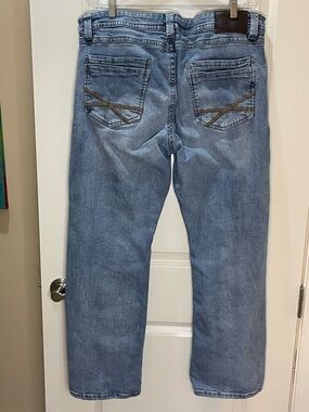 TK Axel Men's Straight Slim Boot Jeans with Pocket Stitch Detail Size 38x32